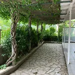 Апартаменты Filoxenia Kontogiannis Lazarata