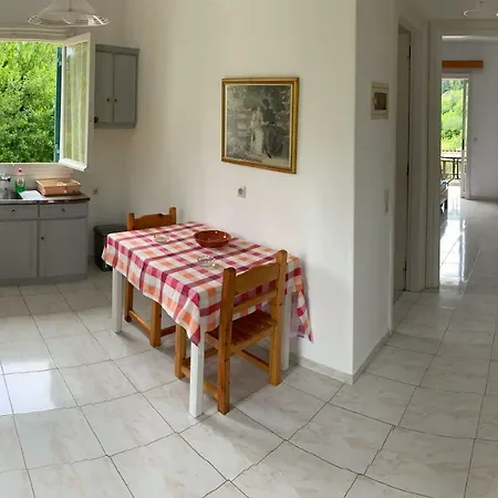 Apartment Filoxenia Kontogiannis Lazarata