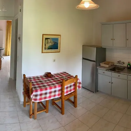 Filoxenia Kontogiannis Apartment Lazarata